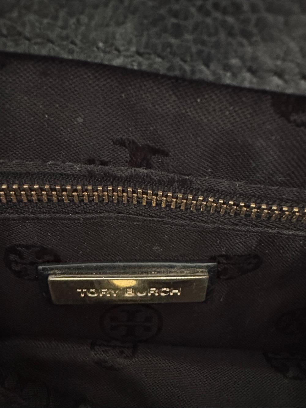 Tory Burch Black Pebbled Leather Crossbody with Gold Logo - Picture 8 of 9